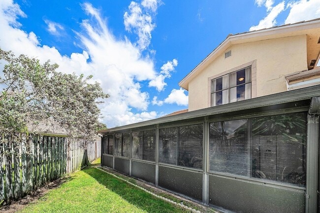 Building Photo - 4830 Brighton Lakes Blvd