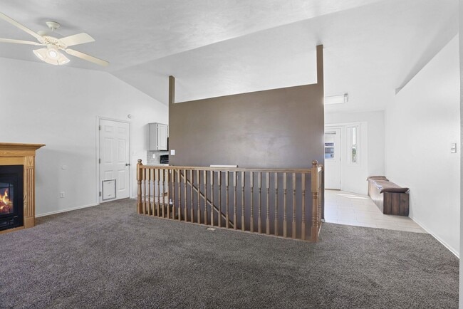 Building Photo - 5 Bed 3 Bath Home in Rigby