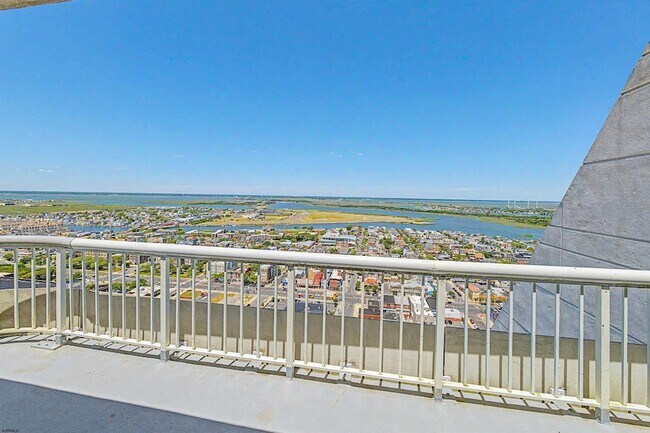 Building Photo - 3101 Boardwalk