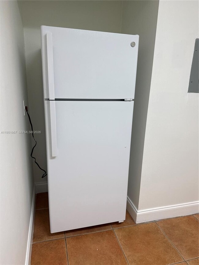 Building Photo - 7785 SW 86th St