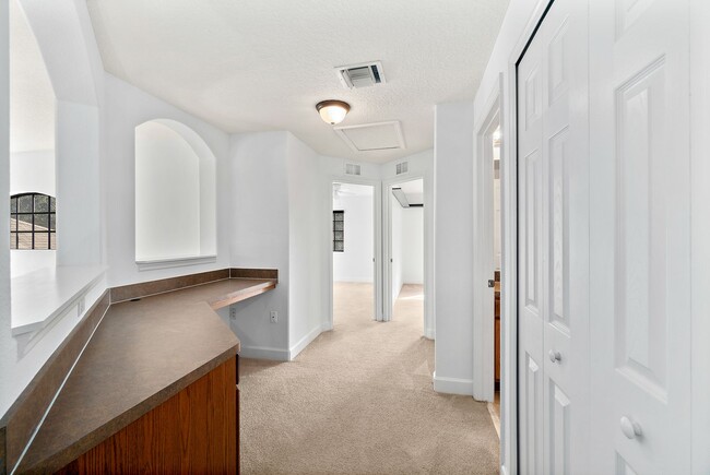 Building Photo - 234 Murano Dr