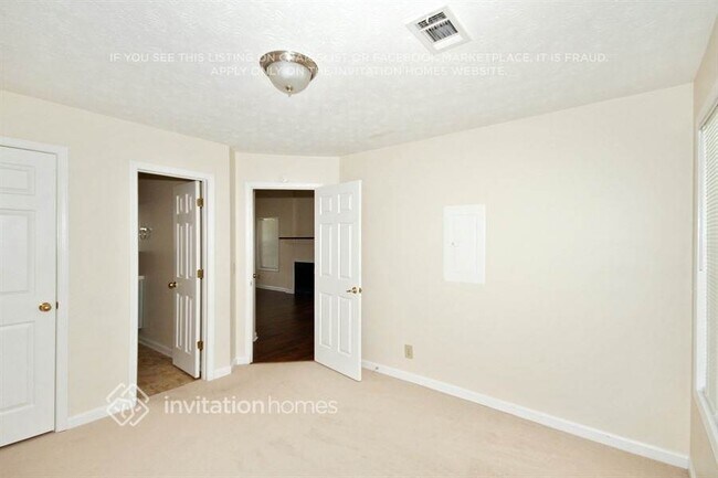 Building Photo - 1953 Brittania Cir