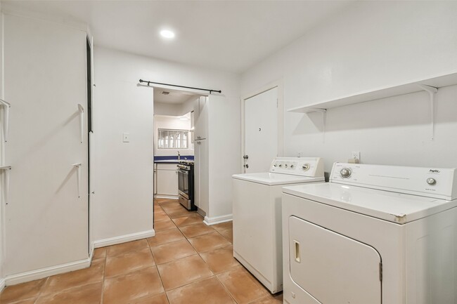 Building Photo - 7740 Camwood St