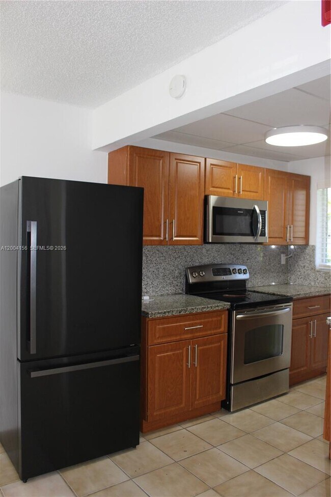 Building Photo - 4050 NW 135th St