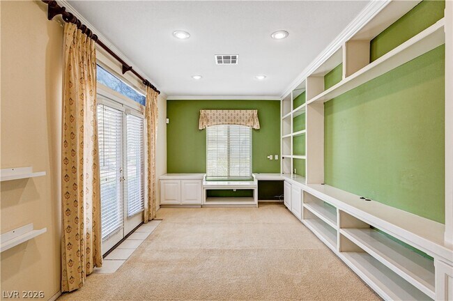 Building Photo - 2544 Kinnard Ave