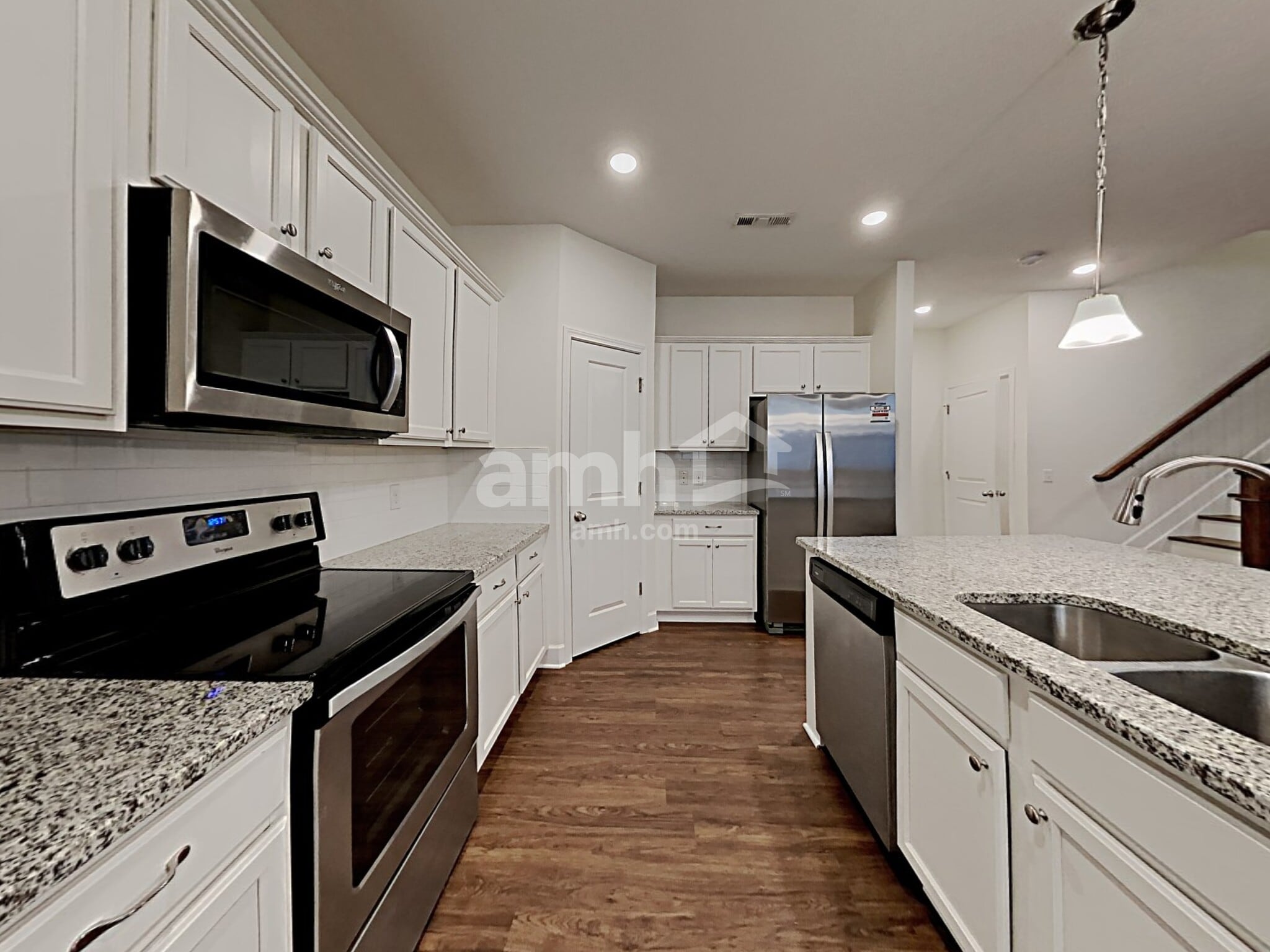 Building Photo - 5075 Trailwater Dr