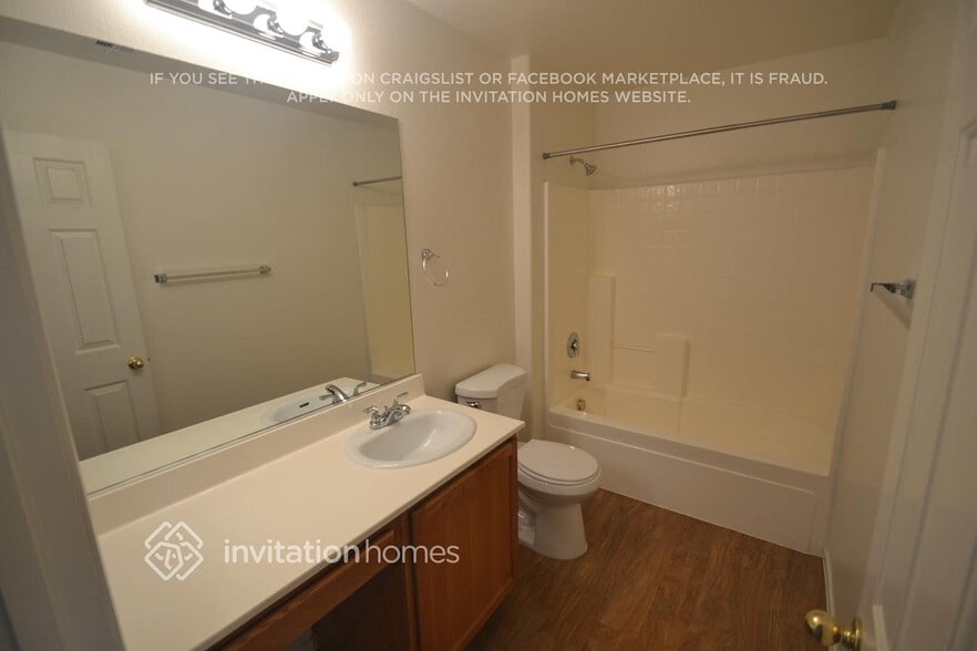 Building Photo - 4949 Jadelyn Ct