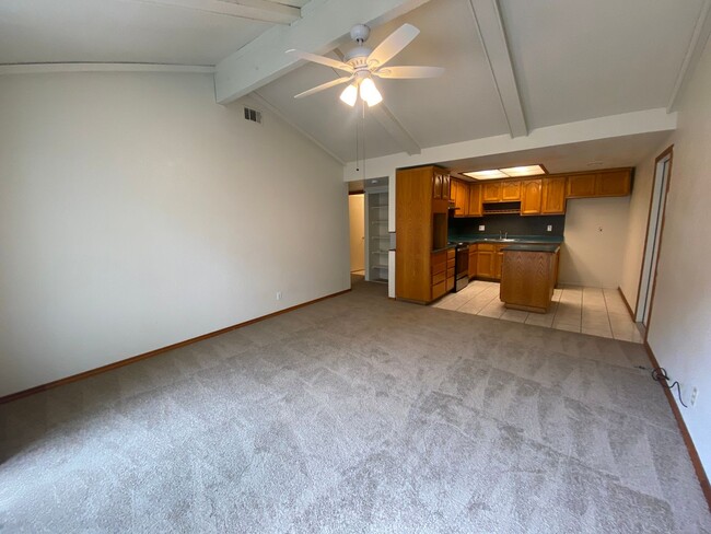 Building Photo - Spacious Foothill Farms Duplex