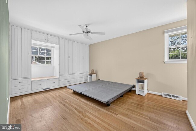 Building Photo - 3106 Hearthstone Rd