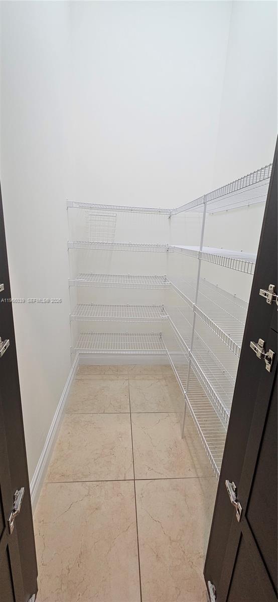 Building Photo - 8175 Lost Creek Ln