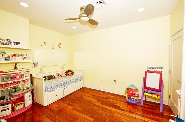 Building Photo - 201 LUIS M MARIN Blvd