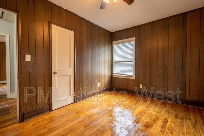 Building Photo - 2990 Jonquil Dr
