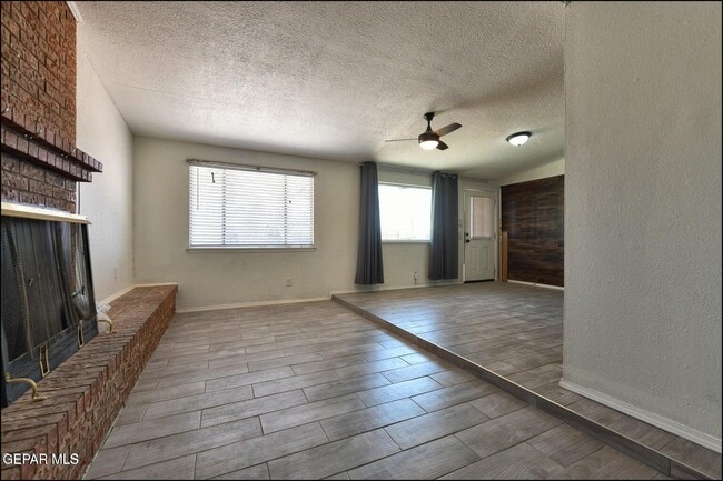 Building Photo - 5726 Dearborne Dr