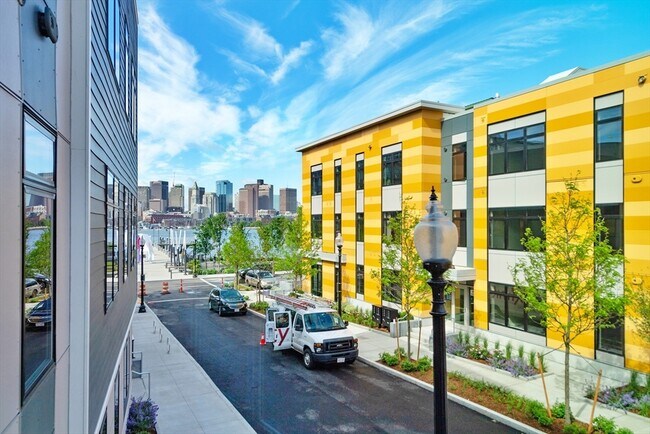 Building Photo - 5 Lisbon St