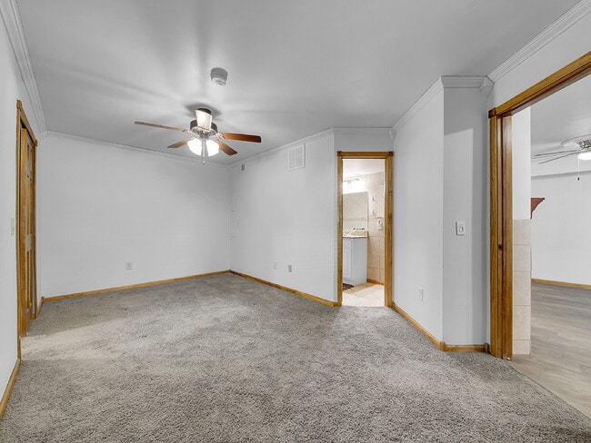 Building Photo - $1,440.95 with $300.00 OFF the FIRST MONTH'S RENT - 2 Bedrooms, 1 Bathroom, Condo in Lakewood wit...