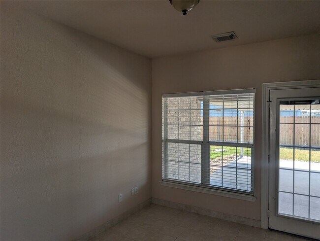 Building Photo - 1915 Running Bear Trail