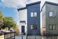Building Photo - 7205 S Ridgeland Ave