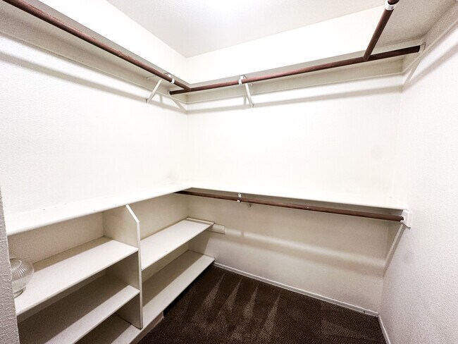 Building Photo - 3555 W 15th Ln