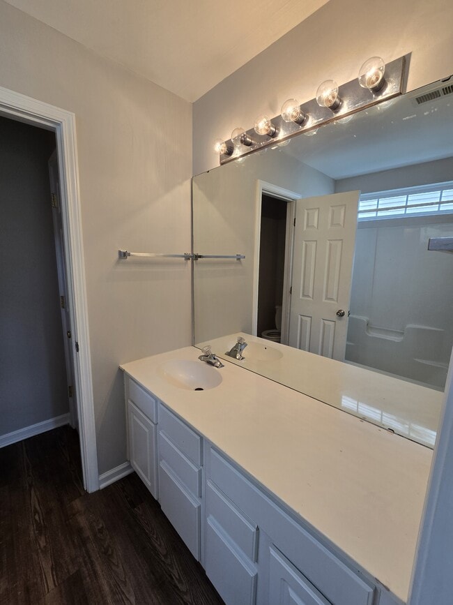 Building Photo - 7434 Stone Mountain Ct