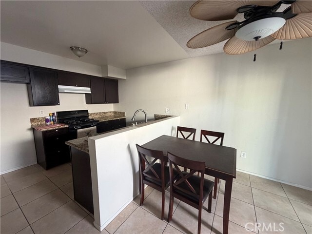 Building Photo - 1335 N Elderberry Ave