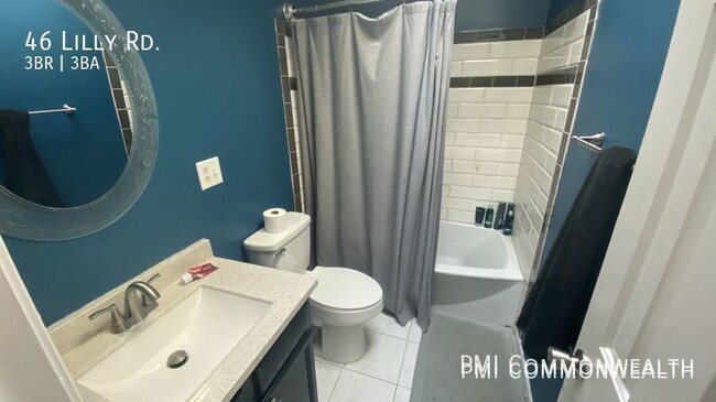 Building Photo - 3 Bed / 3 Bath Single Family (Available 8/...