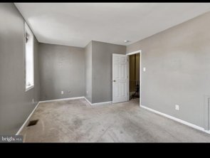 Building Photo - 871 N 5th St