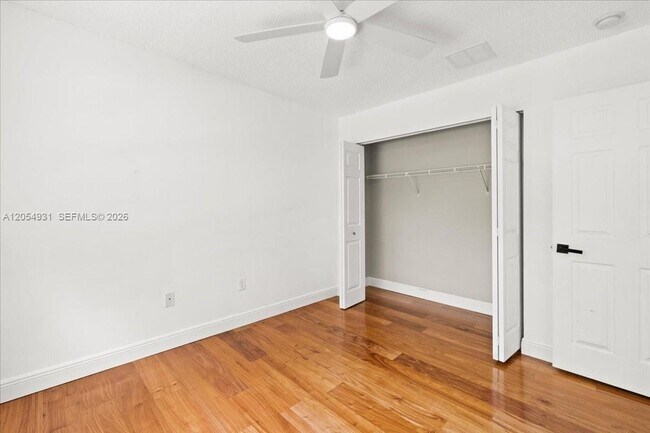 Building Photo - 5014 SW 155th Terrace