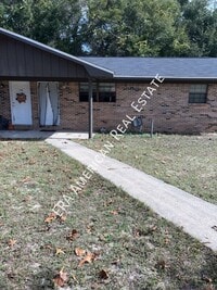 Building Photo - 1102 N 20th St