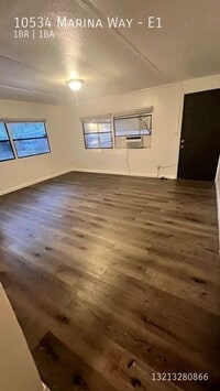 Building Photo - 10534 Marina Way