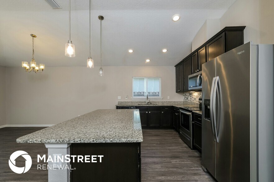 Building Photo - 97532 Albatross Dr