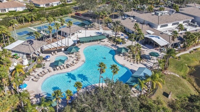 Building Photo - 1802 Bedford Terrace