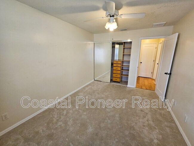 Building Photo - 14504 Brambie Ct