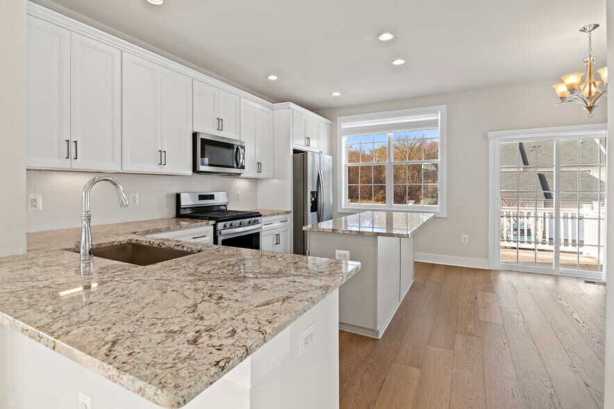 Building Photo - 23149 Dunlop Heights Ter