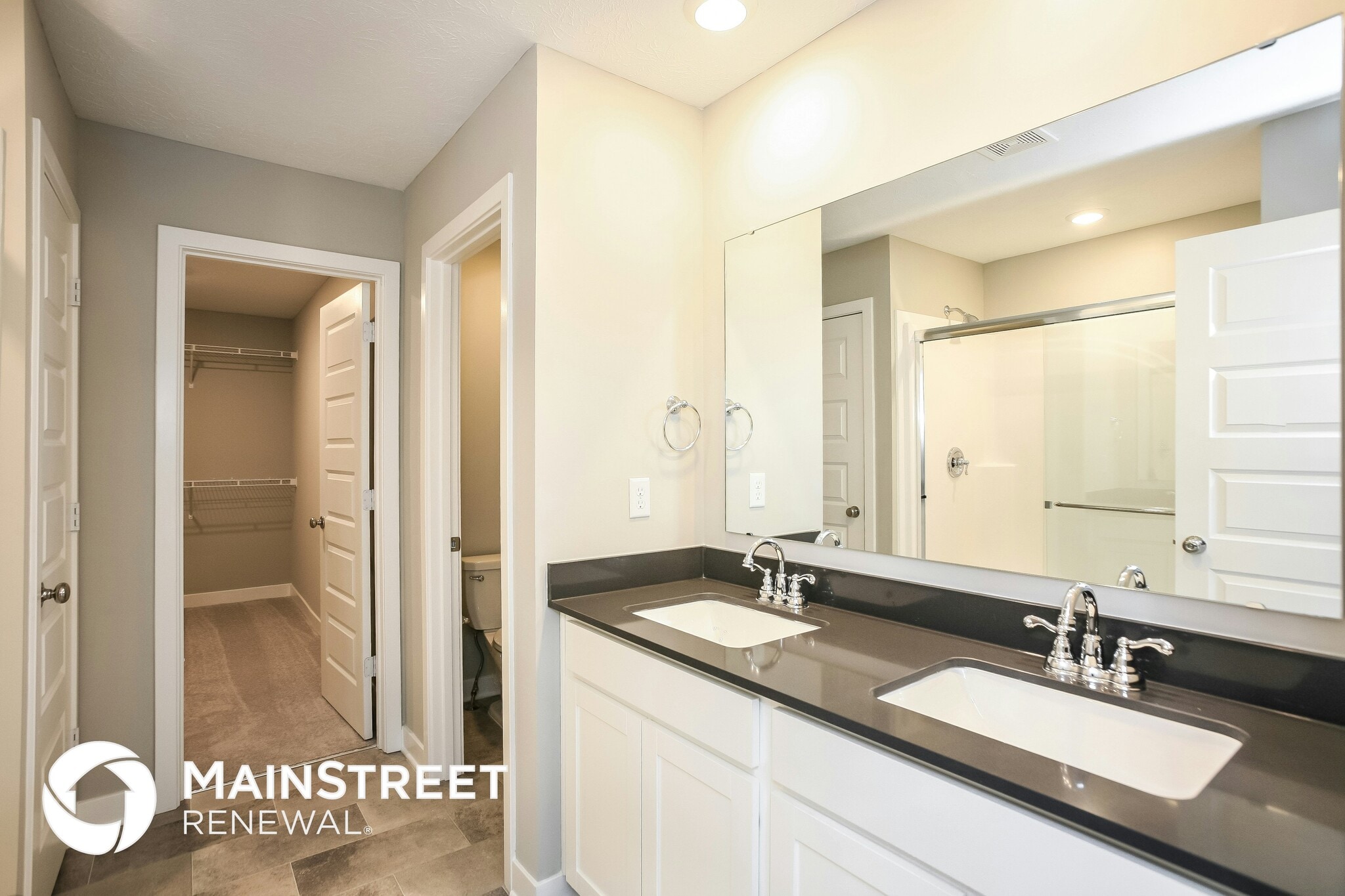 Building Photo - 1937 Goodwin Pl