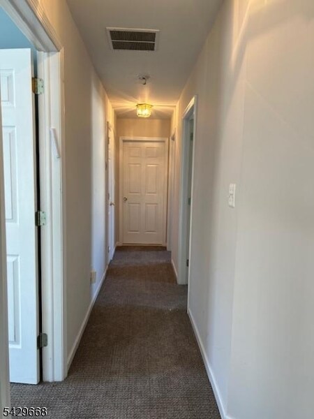 Building Photo - 240 Winding Hill Dr