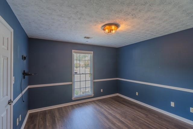 Building Photo - 2120 Weatherstone Cir SE