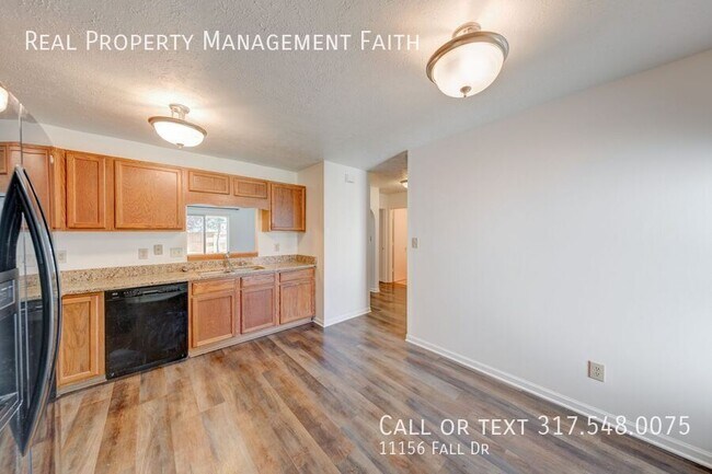 Building Photo - 11156 Fall Dr