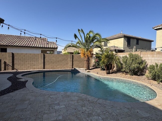 Building Photo - Queen Creek With Pool