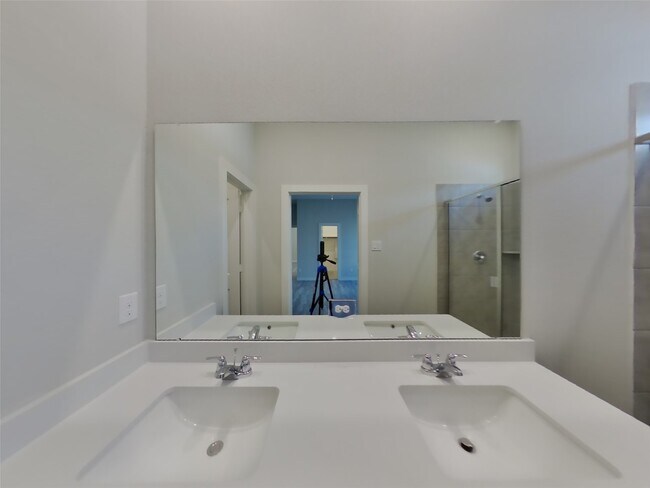 Building Photo - 22817 Terrazzo Dr