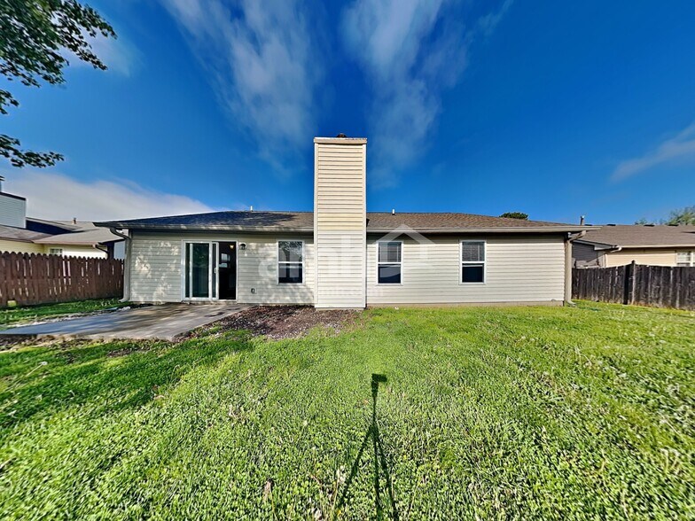 Building Photo - 35 Westview Pl