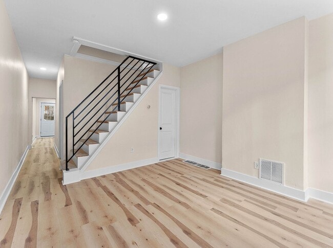 Building Photo - 2430 N 4th St