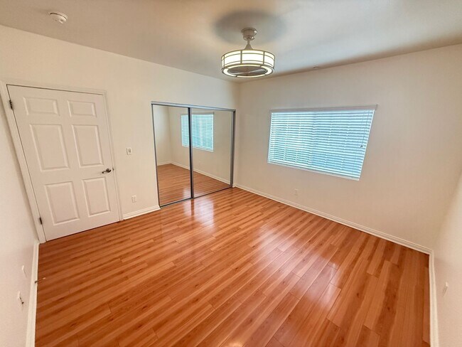 Building Photo - 4609 Kester Ave