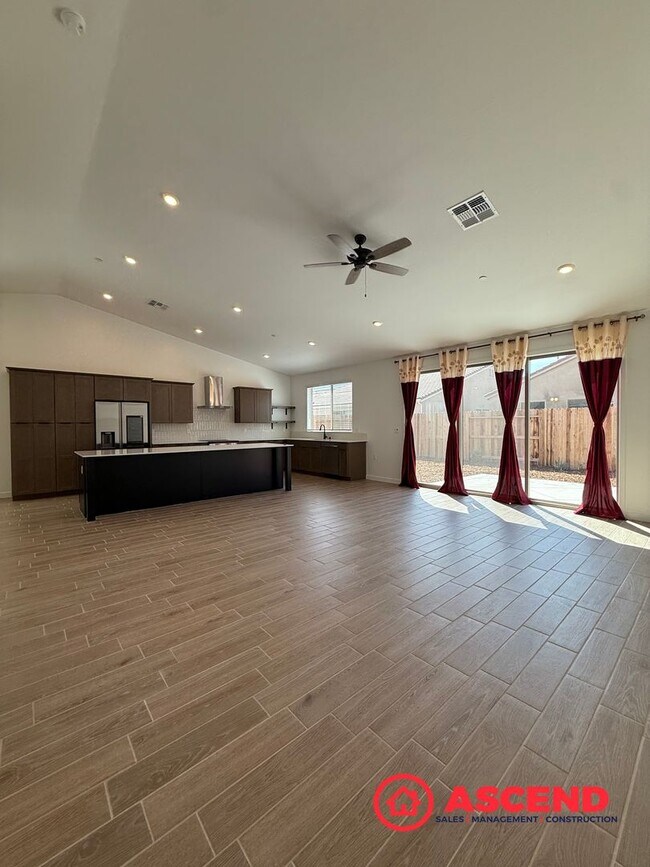 Building Photo - Be the very first resident to enjoy this stunning, newly built single story home.