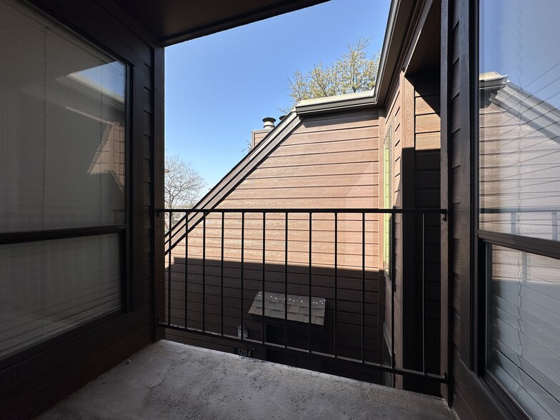 Building Photo - 1700 Baird Farm Cir