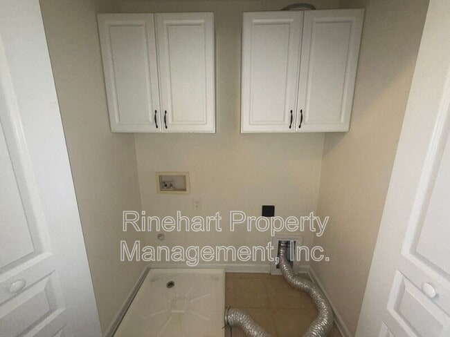 Building Photo - 530 Bent Leaf Ct