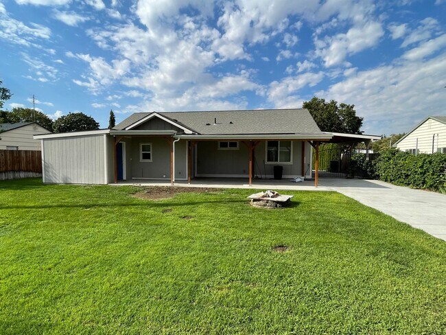 Building Photo - Richland House For Lease