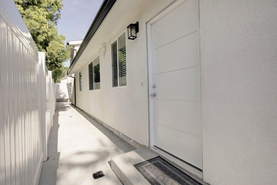 Building Photo - 7711 Forsythe St