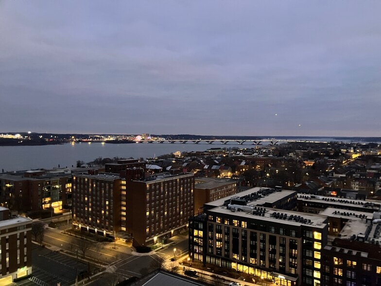 Building Photo - 401 Wythe St