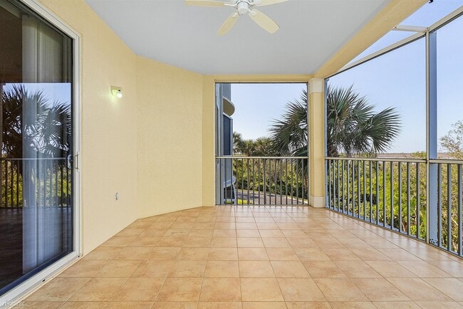 Building Photo - 2 br, 2 bath Condo - 20031 Sanibel View Ci...