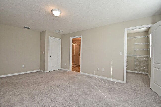 Building Photo - 12163 Water Poppy Ct